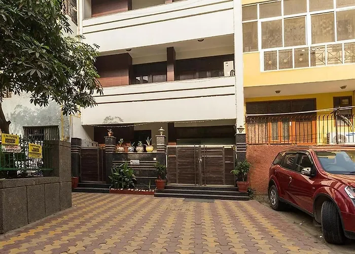 Greenleaf Apartment And Suites, Chittaranjan Park